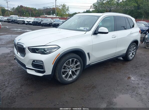 5UXCR6C02L9B81279 2020 BMW X5 White Front left