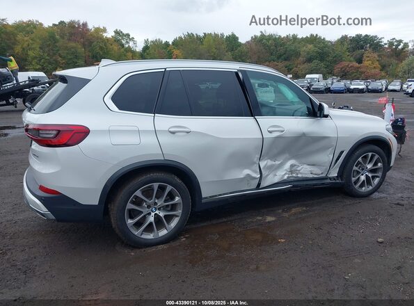 5UXCR6C02L9B81279 2020 BMW X5 White 