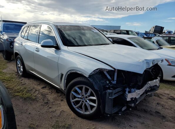 5UXCR6C04L9C34841 2020 BMW X5 White Przód prawy