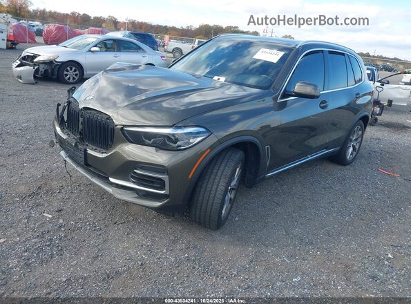 5UXCR6C04P9S00756 2023 BMW X5 Green Przód lewy