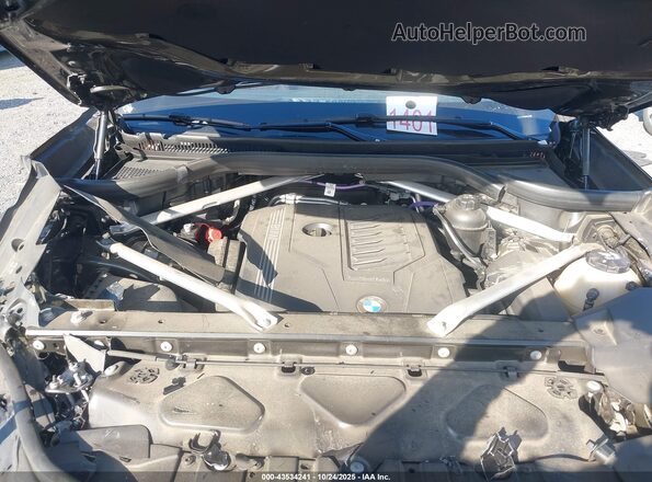 5UXCR6C04P9S00756 2023 BMW X5 Green Widok z tyłu