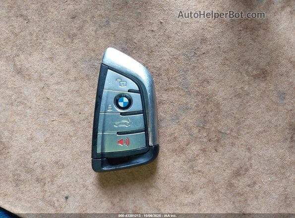 5UXCR6C07M9E83555 2021 BMW X5 White წინა პანელის ხედი
