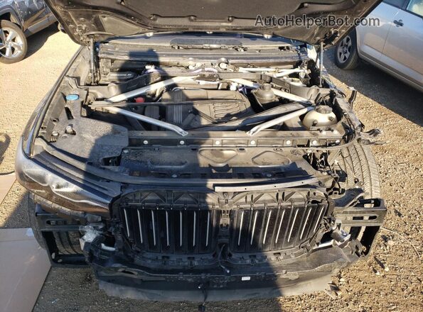 5UXCW2C01M9E76067 2021 BMW X7 Black Vista interior trasera