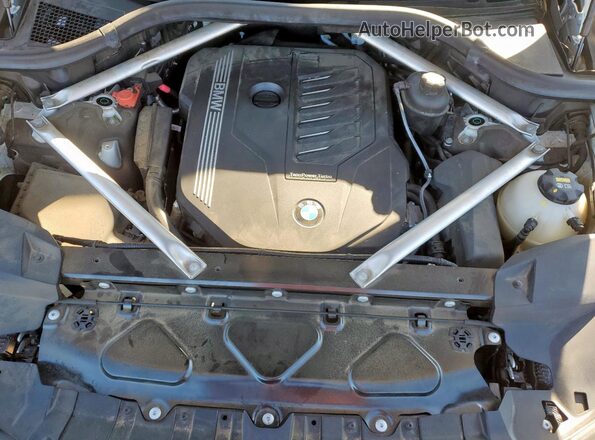 5UXCW2C03L9B15471 2020 BMW X7 White Widok komory silnika