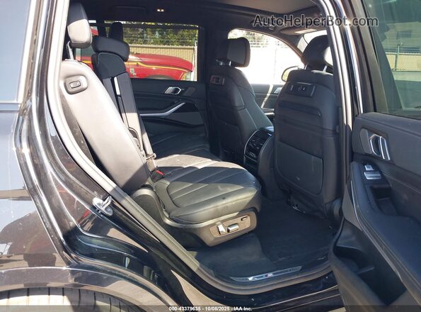5UXCW2C03N9N11500 2022 BMW X7 Black Вид наклейки з VIN-кодом