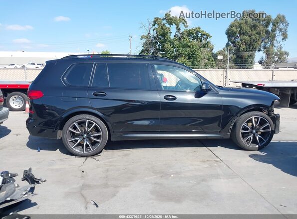 5UXCW2C03N9N11500 2022 BMW X7 Black Панорамний вид салону 360°