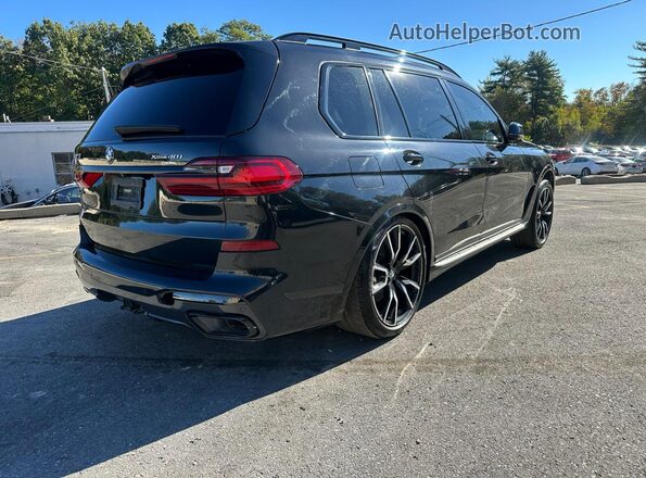 5UXCW2C05M9D86680 2021 BMW X7 Black 
