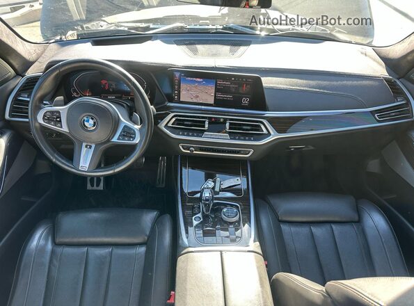 5UXCW2C05M9D86680 2021 BMW X7 Black 