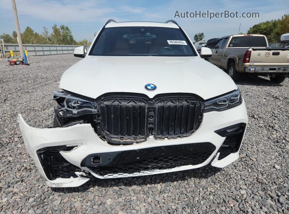 5UXCW2C06N9K57071 2022 BMW X7 White Front view