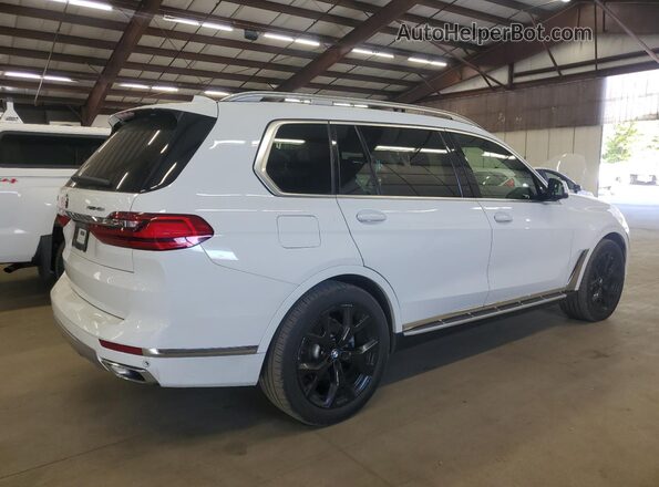 5UXCW2C07L9A01926 2020 BMW X7 White 