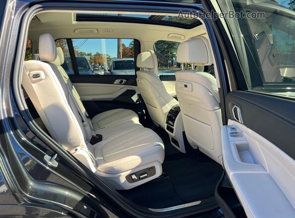 5UXCW2C07M9E79121 2021 BMW X7 Gray Вид ззаду