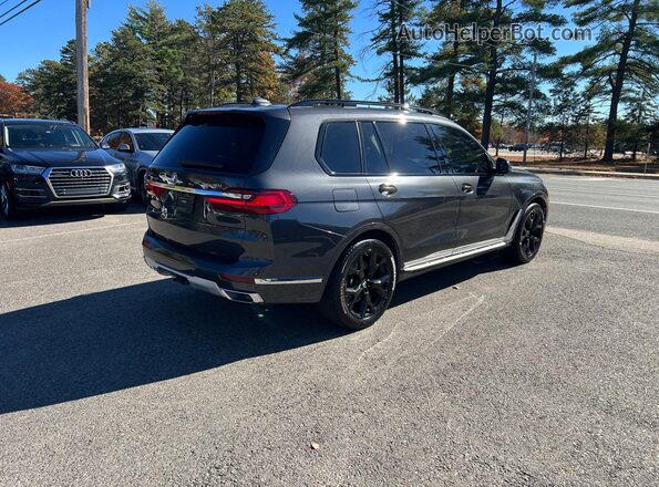 5UXCW2C07M9E79121 2021 BMW X7 Gray Передня права чверть