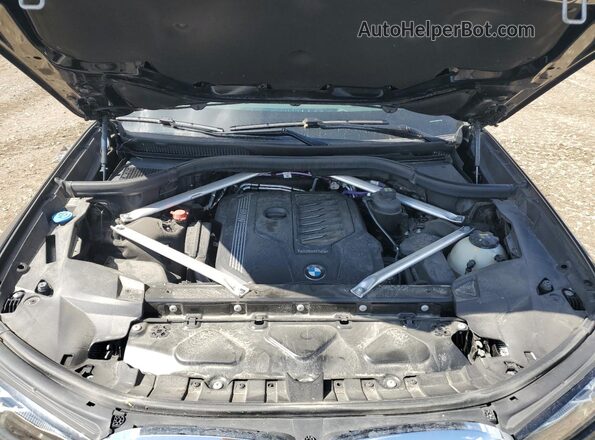 5UXCW2C07M9H26864 2021 BMW X7 Black ძრავის განყოფილების ხედი