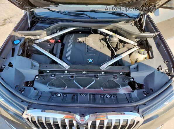 5UXCW2C08L9C51062 2020 BMW X7 Gray Շարժիչի բաժամունքի տեսք