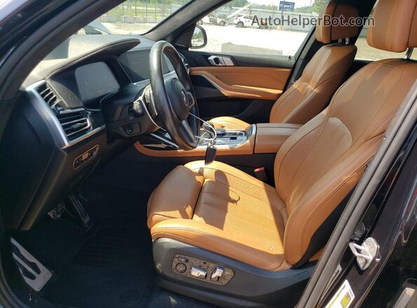 5UXCW2C51KLB44092 2019 BMW X7 Черный Вид салона спереди