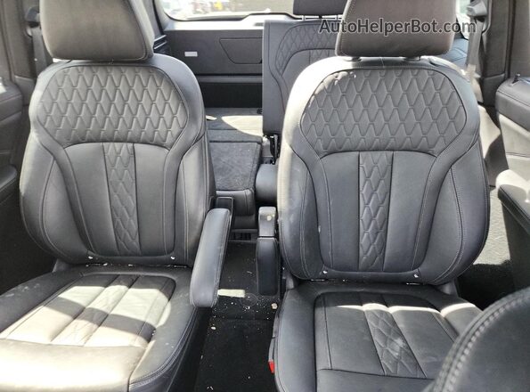 5UXCX6C01N9M94359 2022 BMW X7 Black 