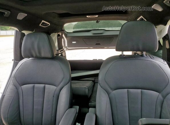 5UXCX6C05L9C38130 2020 BMW X7 White Вид задніх сидінь