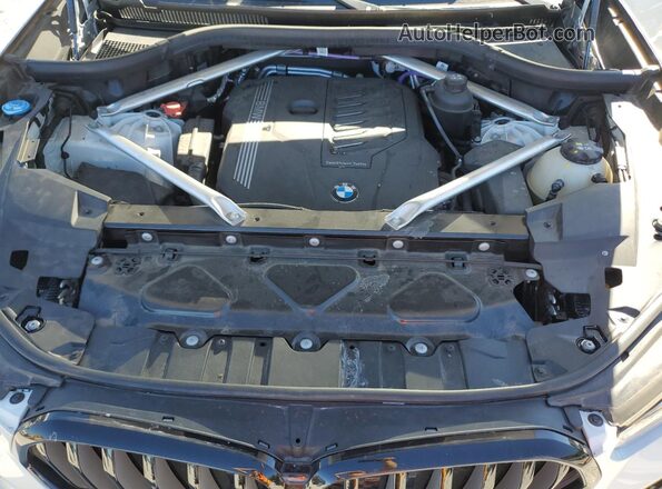 5UXCY6C03P9R29690 2023 BMW X6 White Widok komory silnika