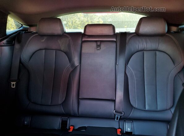 5UXCY6C07L9D47766 2020 BMW X6 Red უკანა სავარძლების ხედი