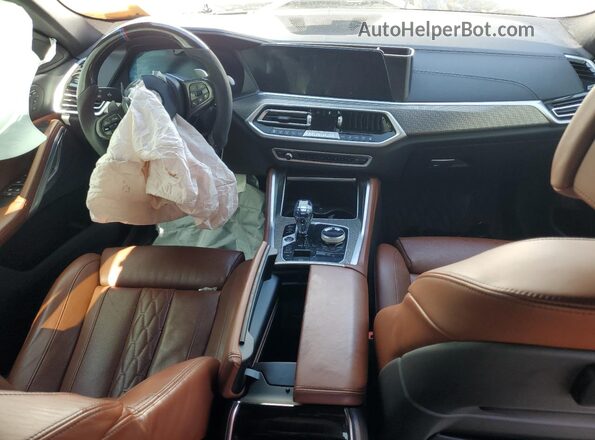 5UXCY6C07N9J73178 2022 BMW X6 White Dashboard view