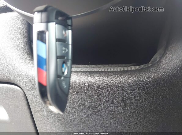 5UXCY8C01N9J87217 2022 BMW X6 Серый Вид панели приборов