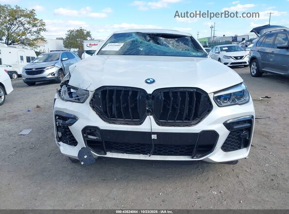 5UXCY8C03N9M18912 2022 BMW X6 White Vista del salpicadero