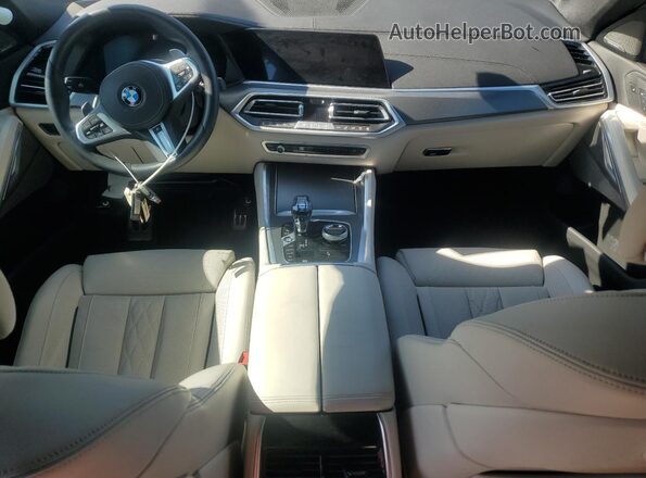 5UXCY8C07P9N45178 2023 BMW X6 Blue Widok deski rozdzielczej