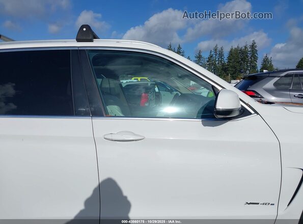 5UXKT0C56G0S75677 2016 BMW X5 Белый Вид задней части салона