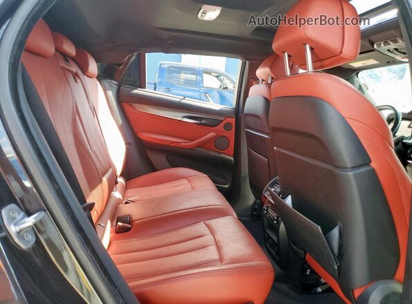 5UXKU6C5XH0S99594 2017 BMW X6 Charcoal Вид задніх сидінь