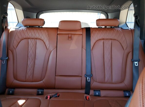 5UXTA6C02M9G95013 2021 BMW X5 Charcoal უკანა სავარძლების ხედი