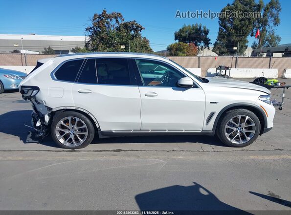 5UXTA6C06N9M97940 2022 BMW X5 White Панорамний вид салону 360°