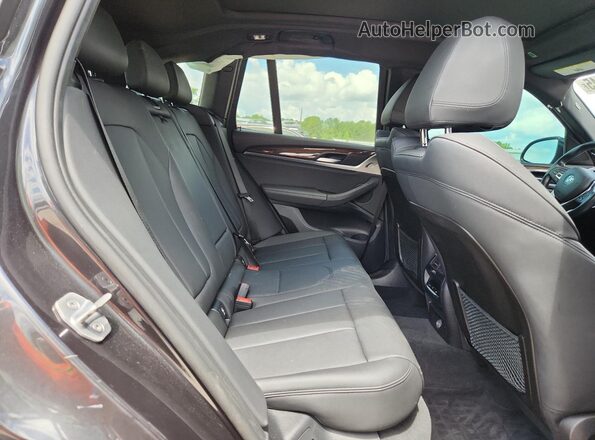 5UXTR9C57JLD64948 2018 BMW X3 Серый 