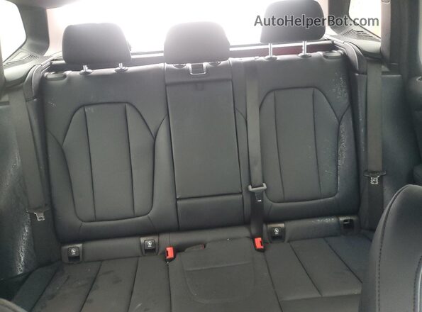 5UXTY3C01L9D60589 2020 BMW X3 Серебряный Вид задних сидений