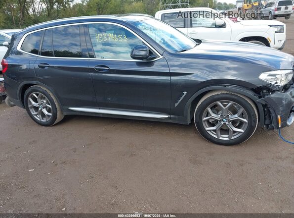 5UXTY3C03LLU70169 2020 BMW X3 Gray Սալոնի հետևի տեսք
