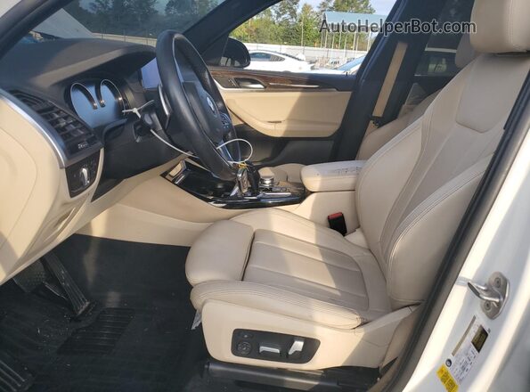 5UXTY3C05L9C78770 2020 BMW X3 Белый Вид салона спереди