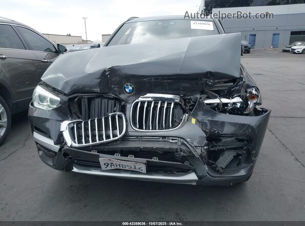 5UXTY3C06L9C59208 2020 BMW X3 Black ხელსაწყოთა პანელის ხედი