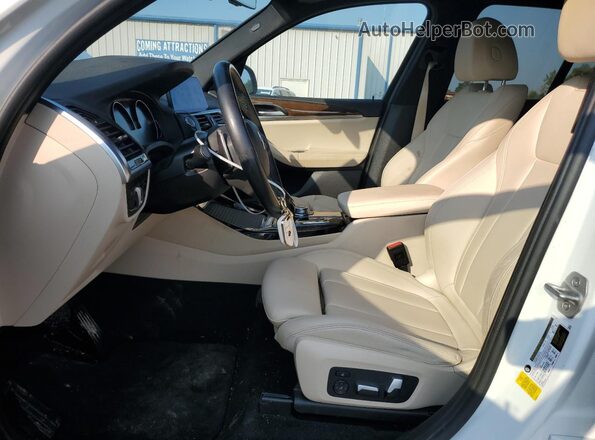 5UXTY3C07L9D65148 2020 BMW X3 Белый Вид салона спереди