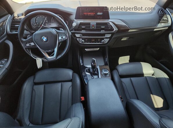 5UXTY3C09L9B65341 2020 BMW X3 Белый Вид панели приборов