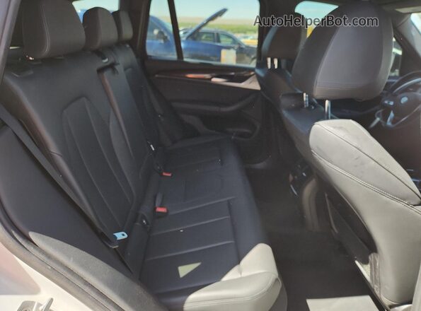 5UXTY3C09L9B65341 2020 BMW X3 Белый Вид задних сидений
