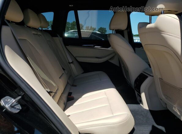 5UXTY3C09LLE54738 2020 BMW X3 Черный Вид задней части салона