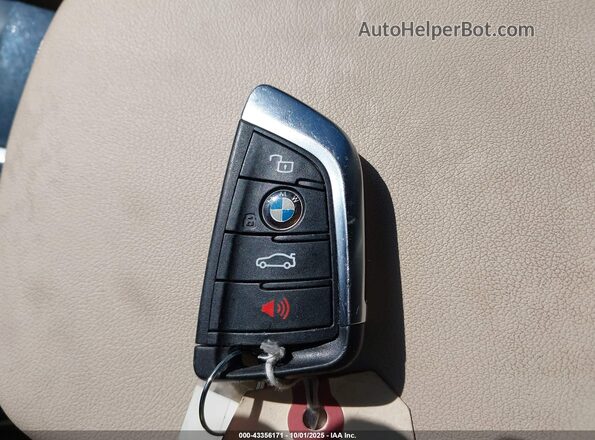 5UXTY3C09M9E10737 2021 BMW X3 Blue Առջևի վահանակի տեսք