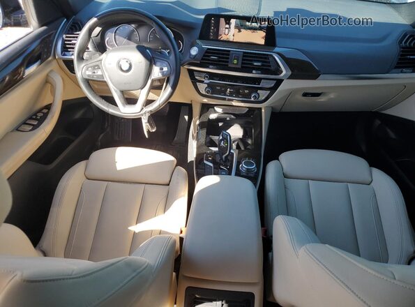5UXTY3C09M9E25044 2021 BMW X3 Black Առջևի վահանակի տեսք