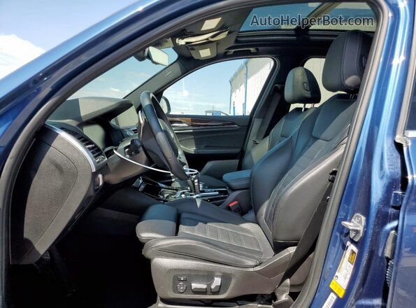 5UXTY3C0XM9G56017 2021 BMW X3 Blue Widok wnętrza z przodu