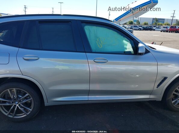 5UXTY5C03LLT38606 2020 BMW X3 Silver Widok zestawu wskaźników