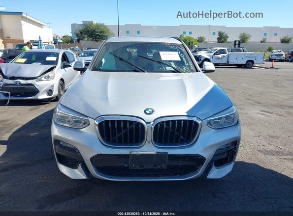 5UXTY5C03LLT38606 2020 BMW X3 Silver Widok deski rozdzielczej