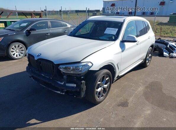 5UXTY5C05M9E25263 2021 BMW X3 White წინა მარცხენა ხედი სამი მეოთხედიდან