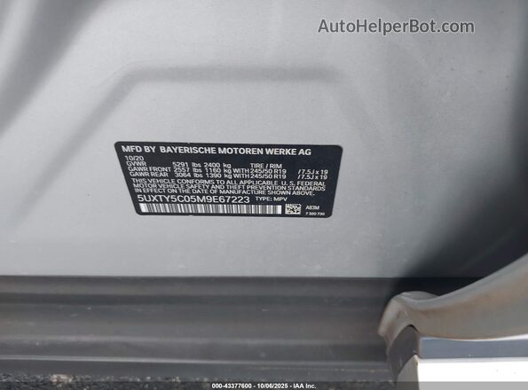 5UXTY5C05M9E67223 2021 BMW X3 Silver ძრავის განყოფილების ხედი