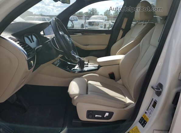 5UXTY5C06L9C58720 2020 BMW X3 White წინა სალონის ხედი