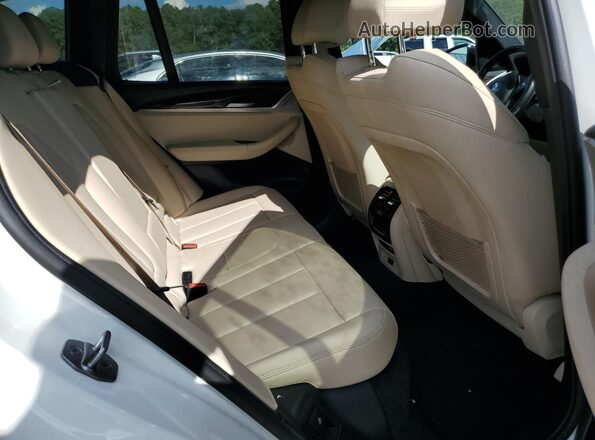 5UXTY5C06L9C58720 2020 BMW X3 White უკანა სალონის ხედი