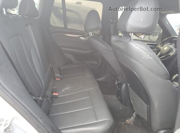 5UXTY5C09LLE58168 2020 BMW X3 Silver Rear seats view